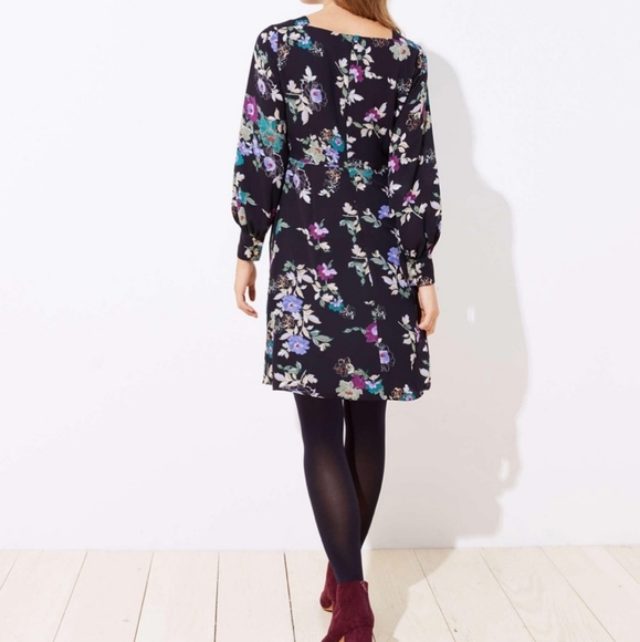 Ann Taylor Loft Dress - Picture 2 of 9